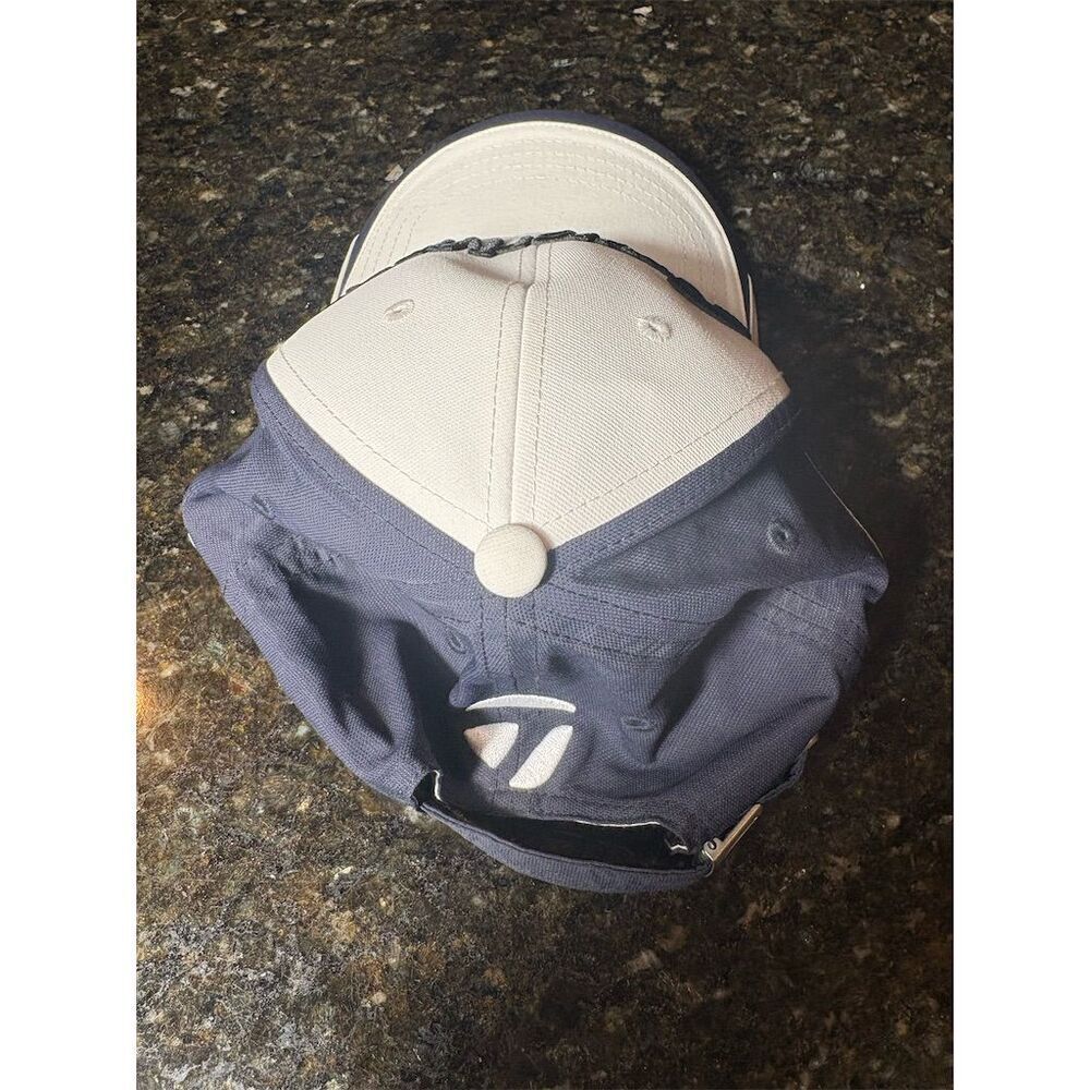 TaylorMade Men's Adjustable Golf Cap Navy & White One Size - Picture 4 of 7